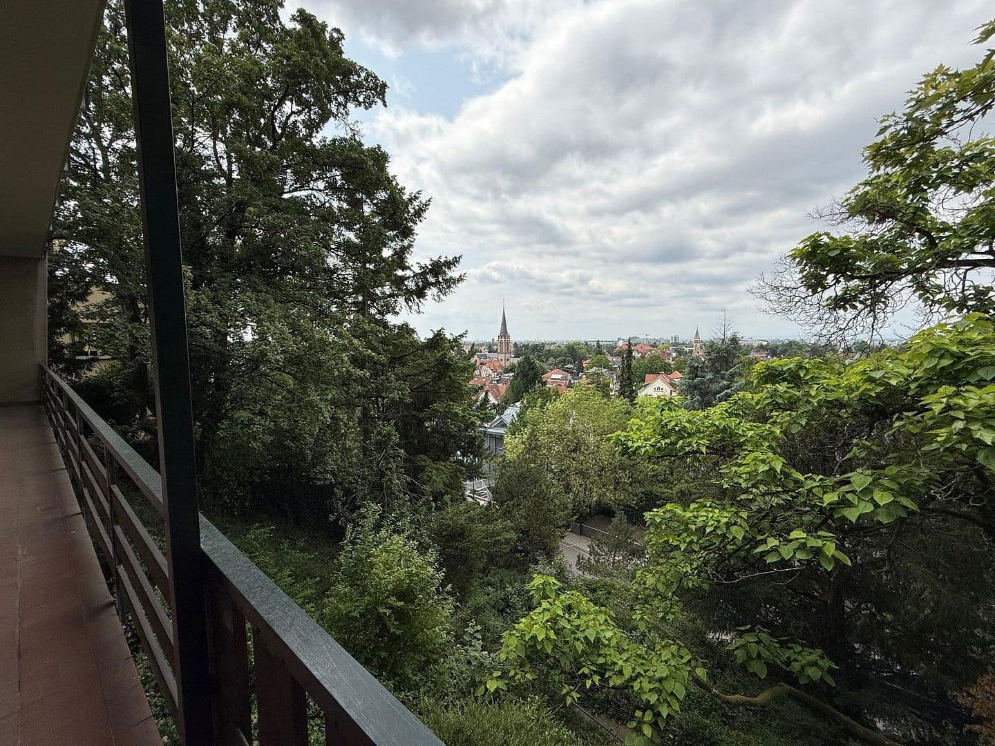 Pronájem bytu 4+1 165 m², Heidelberg, Bádensko-Württembersko Pronájem bytu 4+1 165 m², Heidelberg, Bádensko-Württembersko