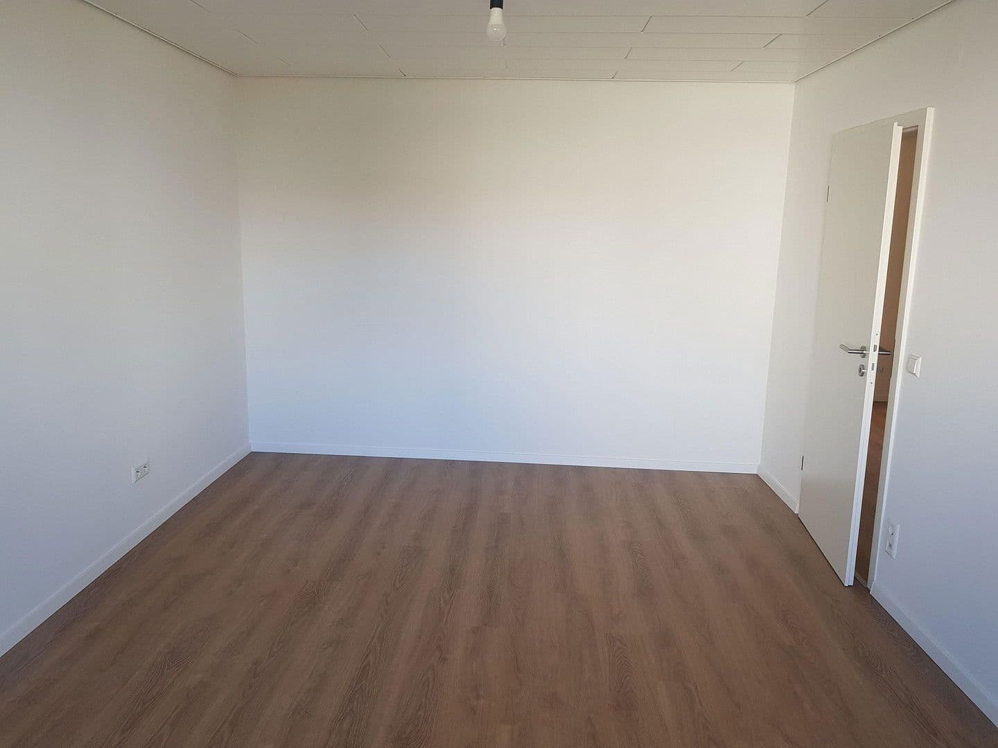 Pronájem bytu 4+kk 126 m², Weingarten, Bádensko-Württembersko Pronájem bytu 4+kk 126 m², Weingarten, Bádensko-Württembersko