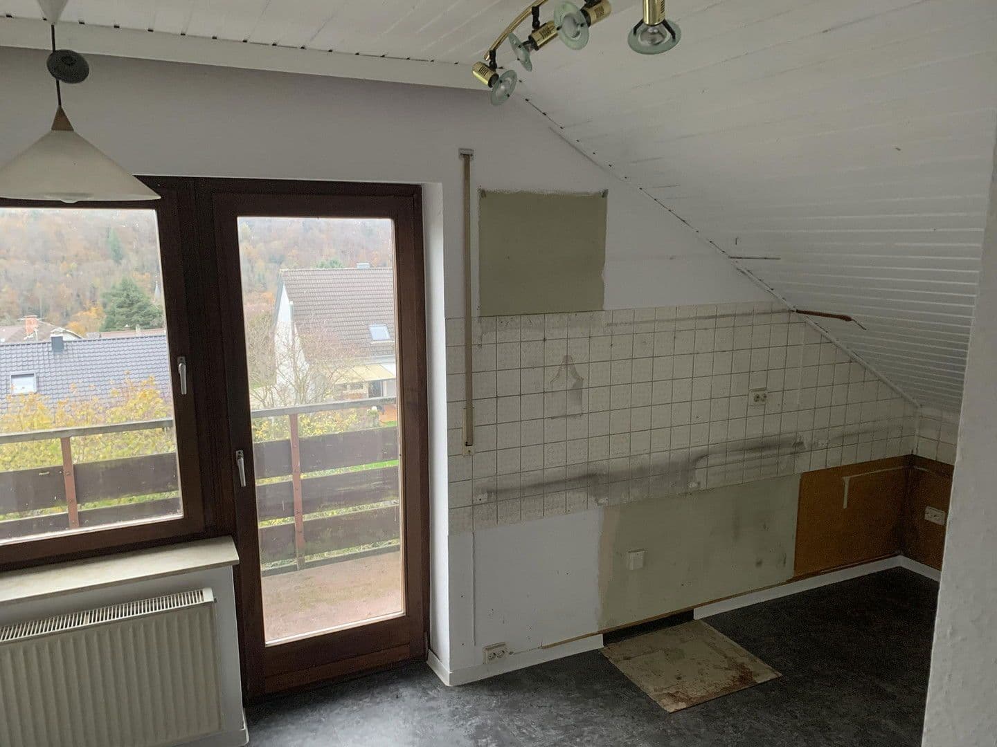 Pronájem bytu 3+kk 84 m², Pforzheim, Bádensko-Württembersko Pronájem bytu 3+kk 84 m², Pforzheim, Bádensko-Württembersko