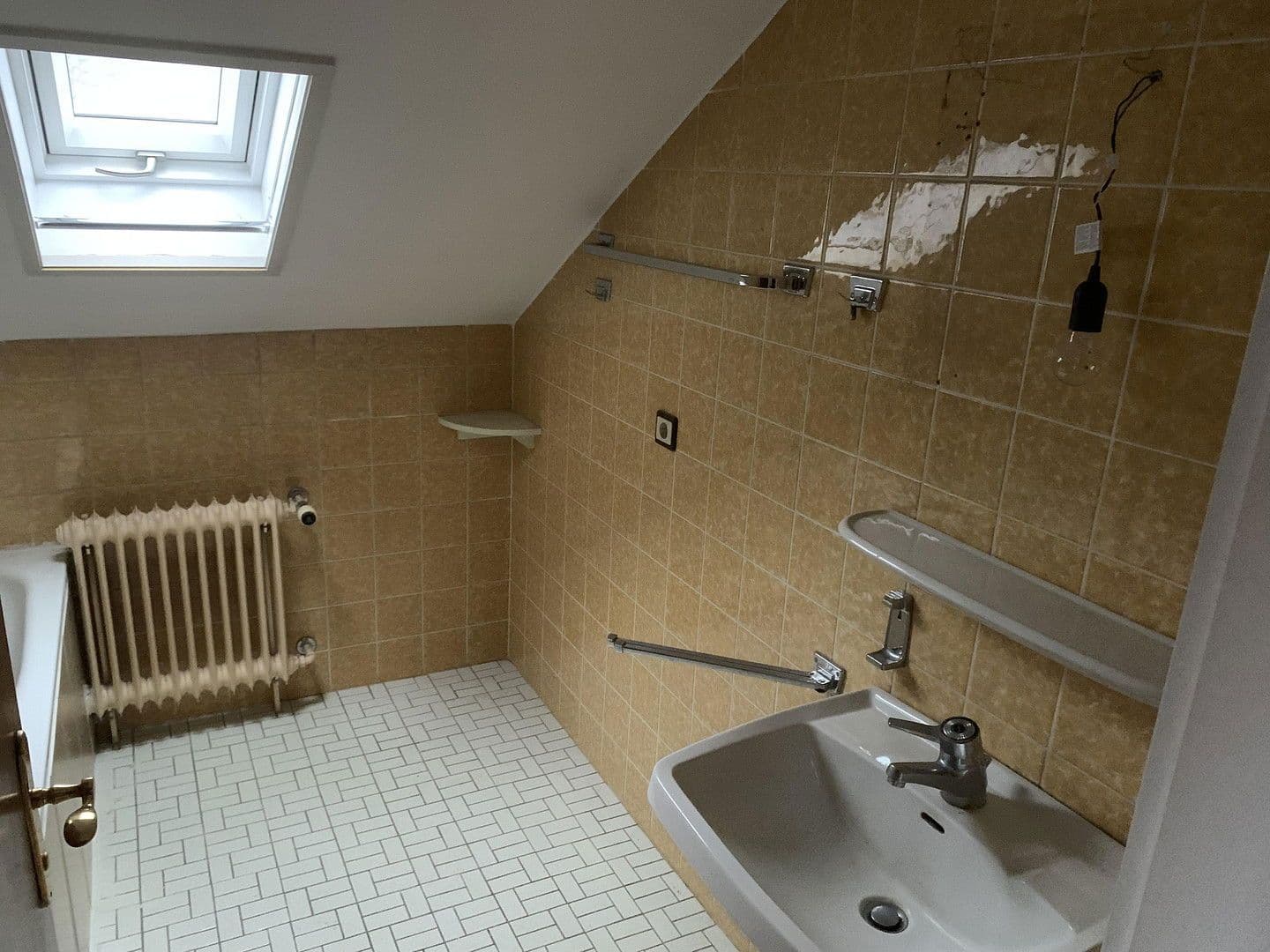 Pronájem bytu 3+kk 84 m², Pforzheim, Bádensko-Württembersko Pronájem bytu 3+kk 84 m², Pforzheim, Bádensko-Württembersko