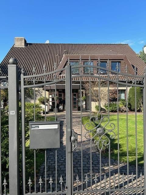 Pronájem bytu 2+1 85 m², Neuss, Severní Porýní-Vestfálsko Pronájem bytu 2+1 85 m², Neuss, Severní Porýní-Vestfálsko