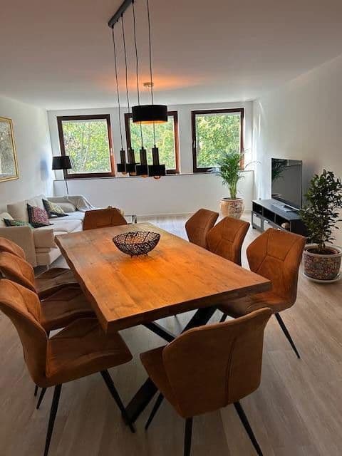 Pronájem bytu 2+1 85 m², Neuss, Severní Porýní-Vestfálsko Pronájem bytu 2+1 85 m², Neuss, Severní Porýní-Vestfálsko
