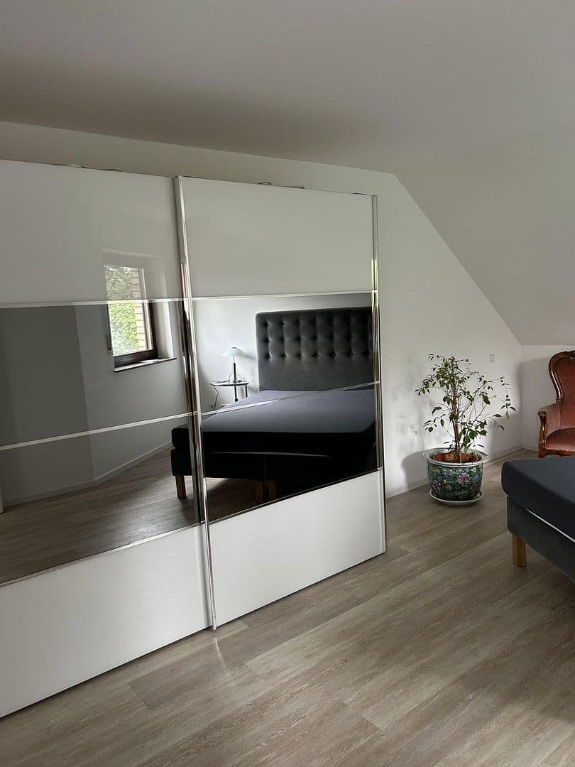 Pronájem bytu 2+1 85 m², Neuss, Severní Porýní-Vestfálsko Pronájem bytu 2+1 85 m², Neuss, Severní Porýní-Vestfálsko