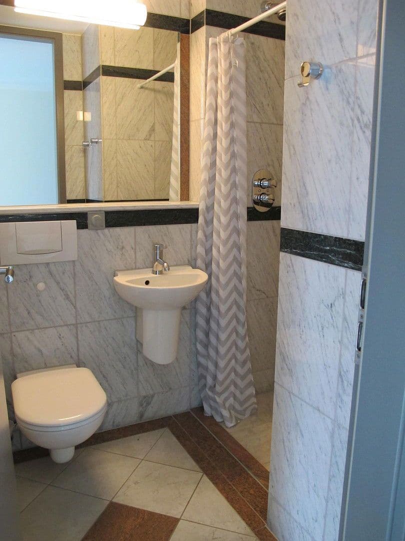 Pronájem bytu 3+1 90 m², Hemer, Severní Porýní-Vestfálsko Pronájem bytu 3+1 90 m², Hemer, Severní Porýní-Vestfálsko