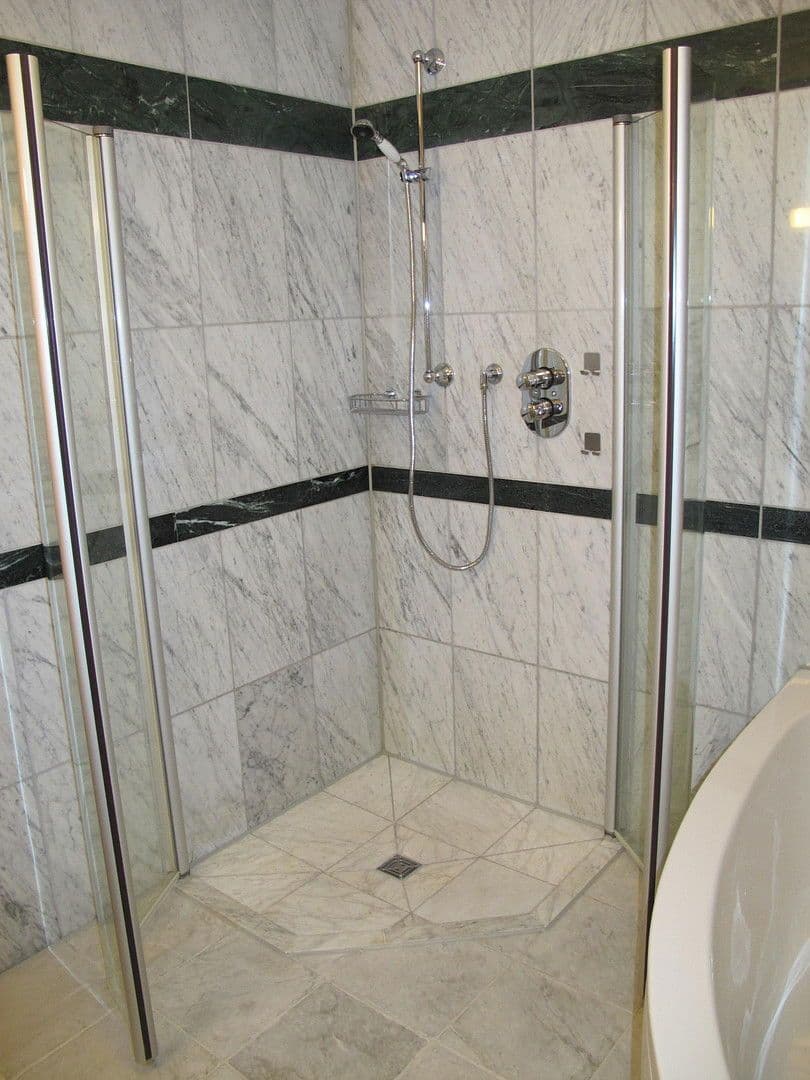 Pronájem bytu 3+1 90 m², Hemer, Severní Porýní-Vestfálsko Pronájem bytu 3+1 90 m², Hemer, Severní Porýní-Vestfálsko