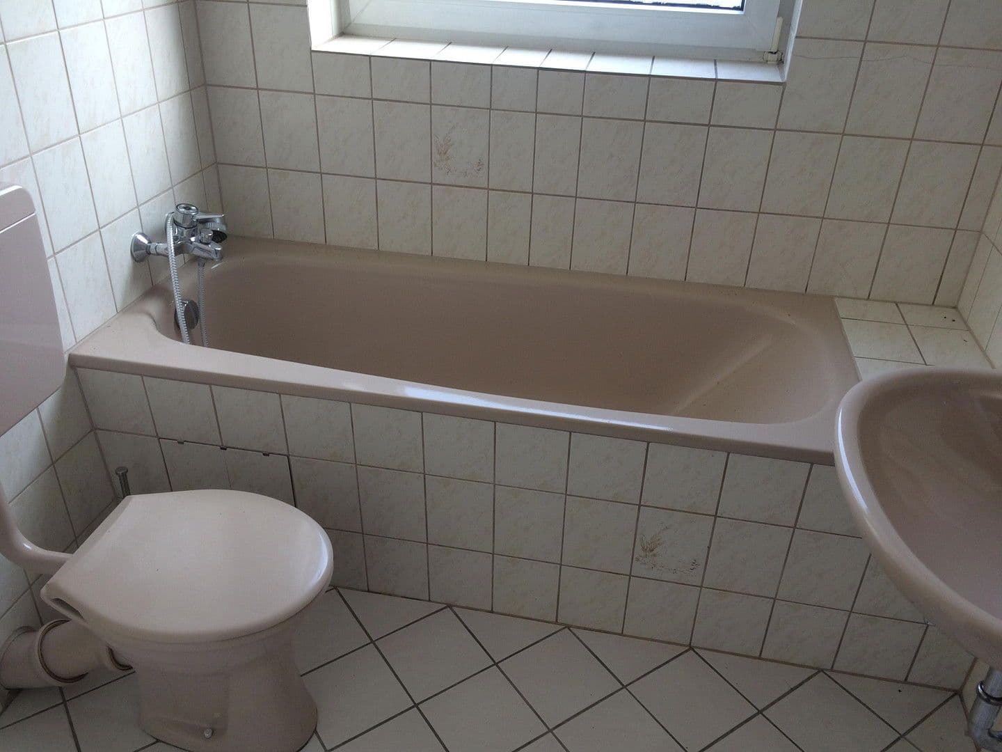 Pronájem bytu 1+1 45 m², Wuppertal, Severní Porýní-Vestfálsko Pronájem bytu 1+1 45 m², Wuppertal, Severní Porýní-Vestfálsko