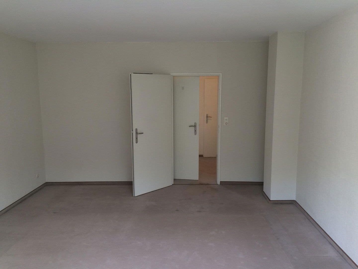 Pronájem bytu 1+1 45 m², Wuppertal, Severní Porýní-Vestfálsko Pronájem bytu 1+1 45 m², Wuppertal, Severní Porýní-Vestfálsko