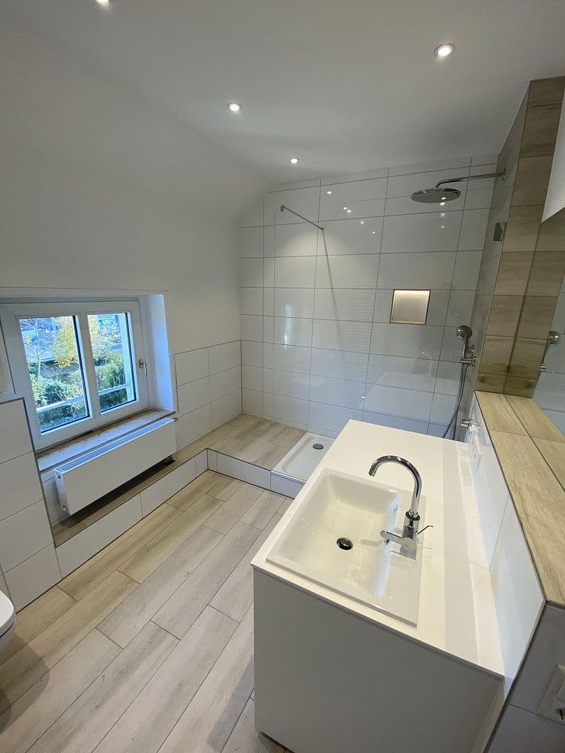 Pronájem bytu 2+1 64 m², Brühl, Severní Porýní-Vestfálsko Pronájem bytu 2+1 64 m², Brühl, Severní Porýní-Vestfálsko