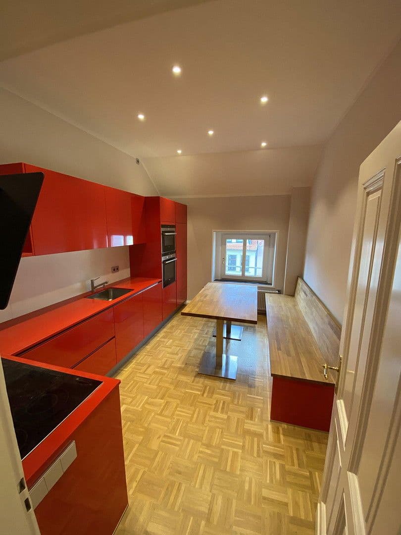 Pronájem bytu 2+1 64 m², Brühl, Severní Porýní-Vestfálsko Pronájem bytu 2+1 64 m², Brühl, Severní Porýní-Vestfálsko