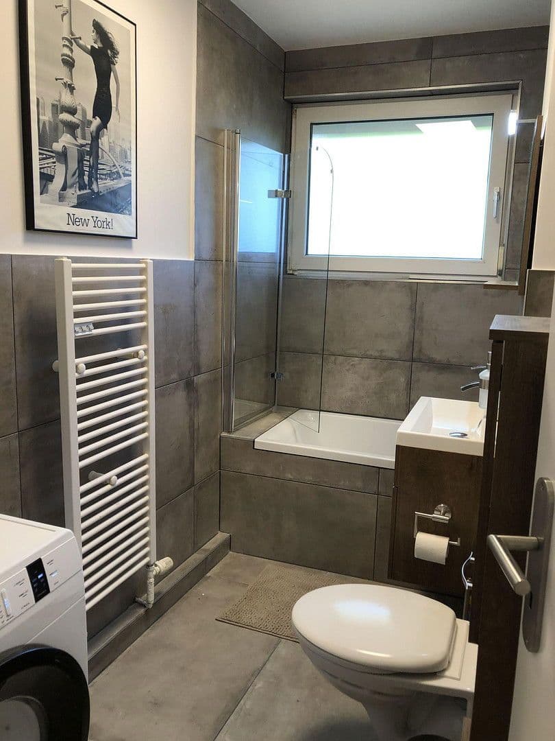 Pronájem bytu 5+1 115 m², Ludwig-Roselius-Allee, 180, Bremen (Stadt) - Vahr, Bremen Pronájem bytu 5+1 115 m², Ludwig-Roselius-Allee, 180, Bremen (Stadt) - Vahr, Bremen