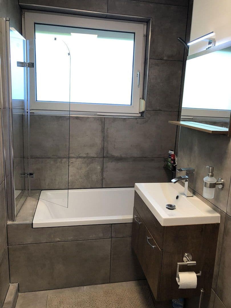 Pronájem bytu 5+1 115 m², Ludwig-Roselius-Allee, 180, Bremen (Stadt) - Vahr, Bremen Pronájem bytu 5+1 115 m², Ludwig-Roselius-Allee, 180, Bremen (Stadt) - Vahr, Bremen