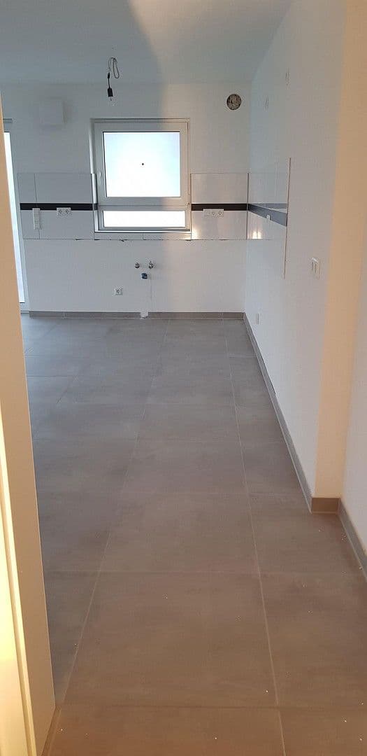 Pronájem bytu 4+1 100 m², Gartenstraße 20, Bad Rappenau, Bádensko-Württembersko Pronájem bytu 4+1 100 m², Gartenstraße 20, Bad Rappenau, Bádensko-Württembersko