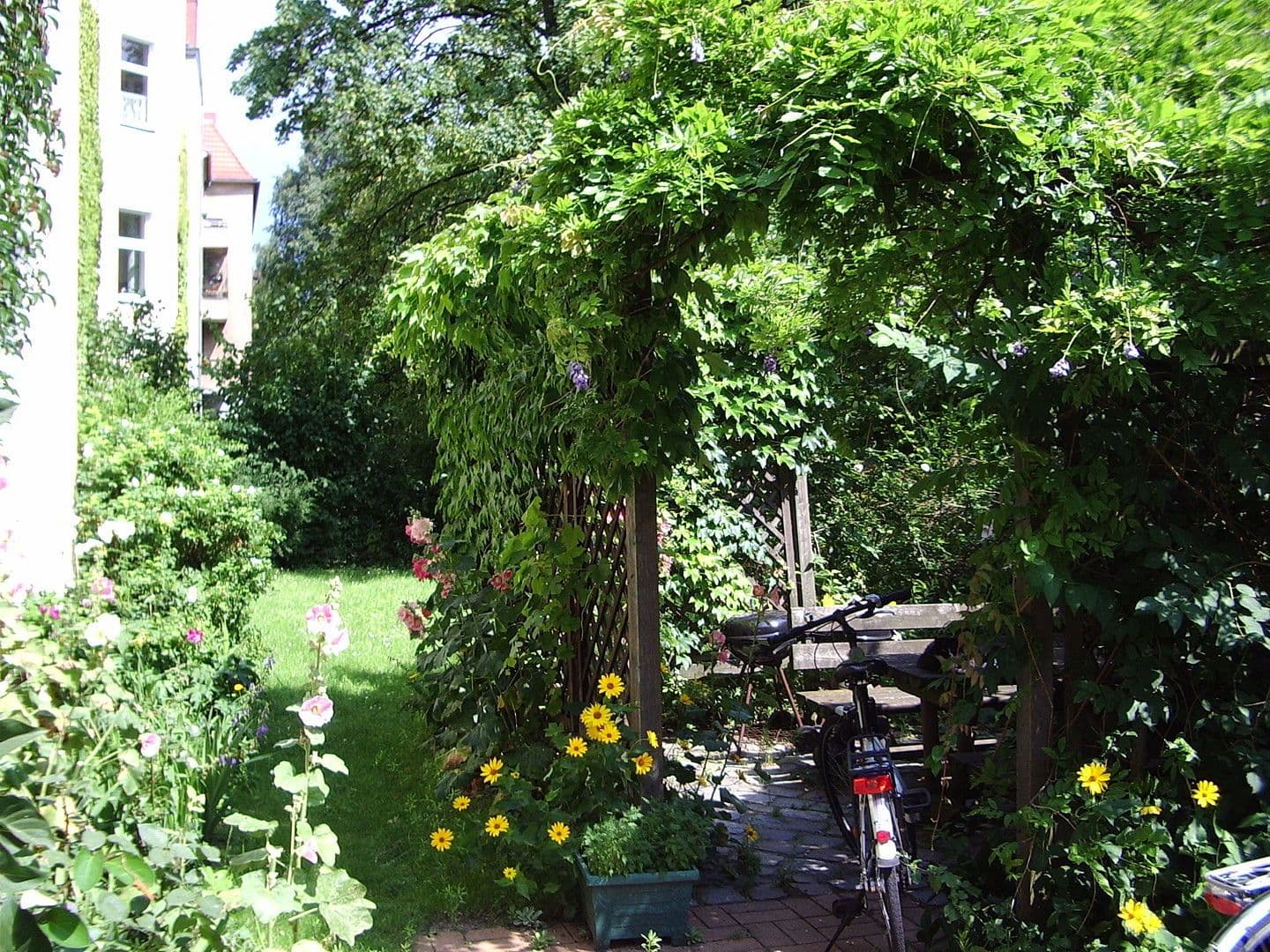 Pronájem bytu 1+kk 45 m², Friedrichsruher Str. 3, Berlin, Berlín Pronájem bytu 1+kk 45 m², Friedrichsruher Str. 3, Berlin, Berlín