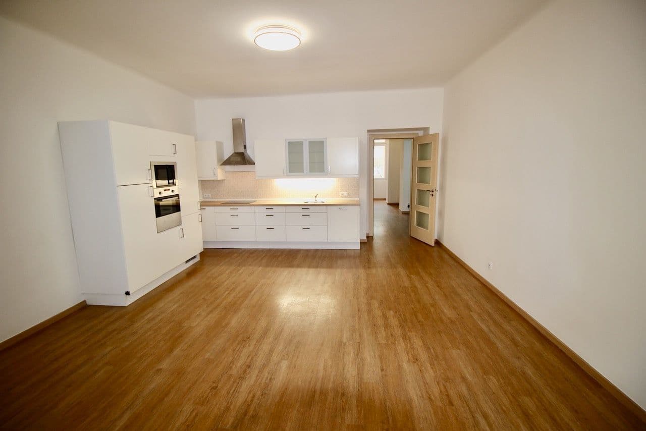 Pronájem bytu 3+kk 93 m², Písecká, Praha, Praha Pronájem bytu 3+kk 93 m², Písecká, Praha, Praha