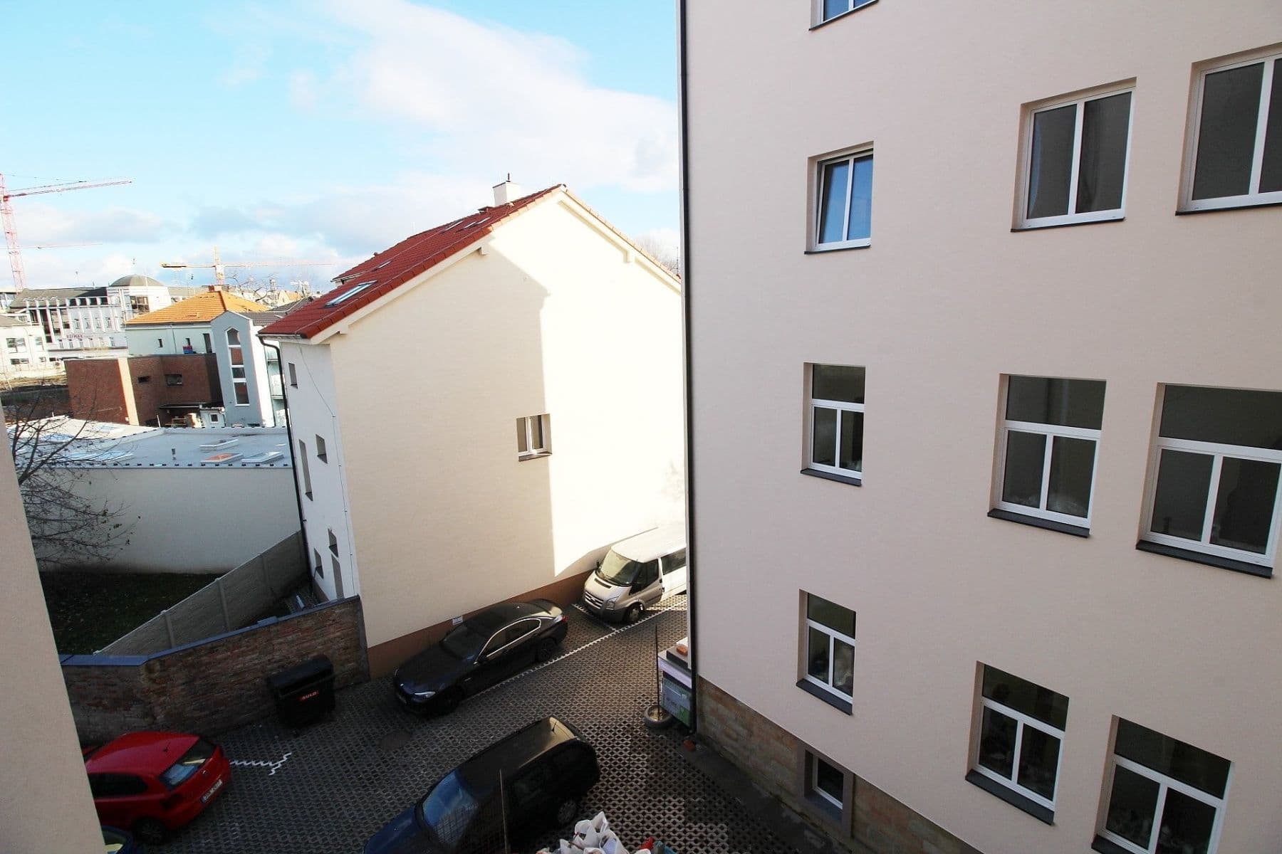 Pronájem bytu 2+kk 58 m², S. K. Neumanna, Kralupy nad Vltavou, Středočeský kraj Pronájem bytu 2+kk 58 m², S. K. Neumanna, Kralupy nad Vltavou, Středočeský kraj