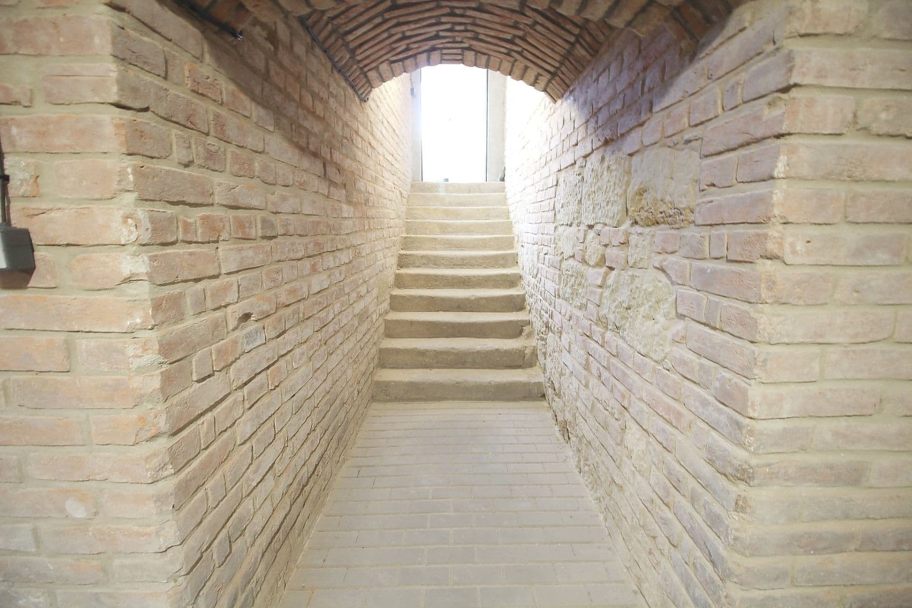 Pronájem bytu 2+kk 58 m², S. K. Neumanna, Kralupy nad Vltavou, Středočeský kraj Pronájem bytu 2+kk 58 m², S. K. Neumanna, Kralupy nad Vltavou, Středočeský kraj