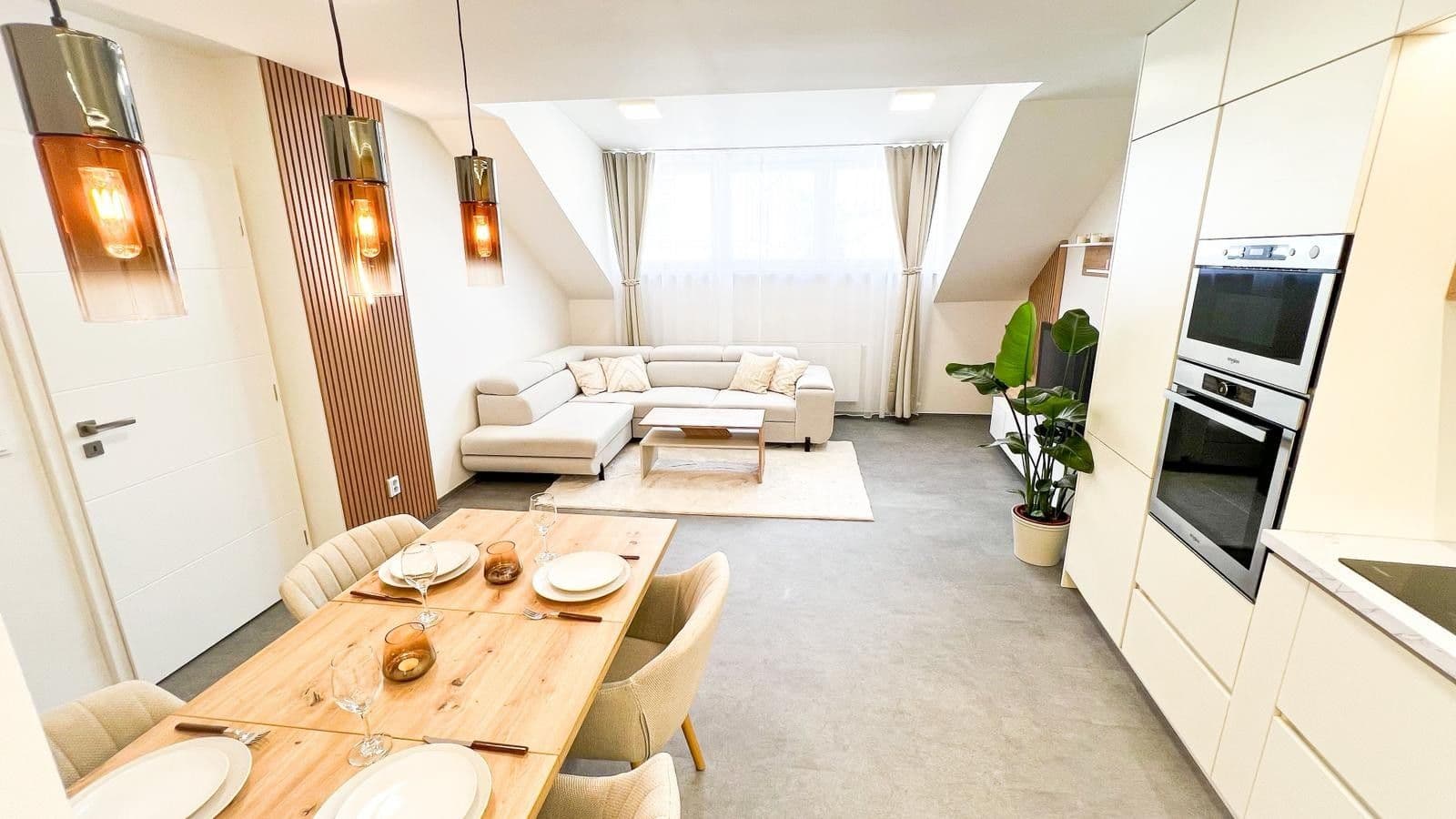 Pronájem bytu 2+kk 74 m², Zubatého, Praha, Praha Pronájem bytu 2+kk 74 m², Zubatého, Praha, Praha