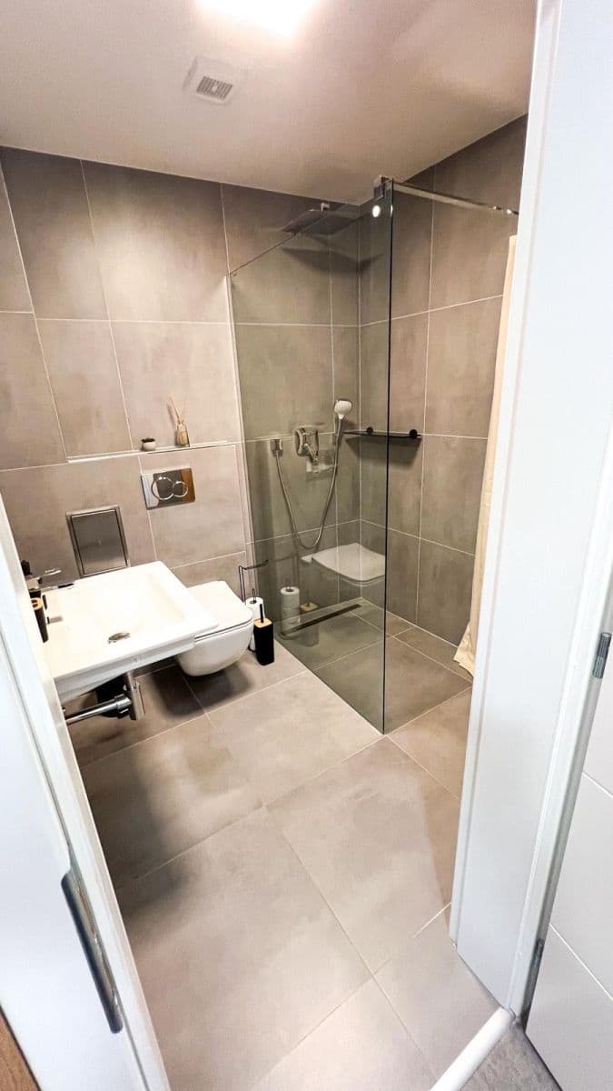 Pronájem bytu 2+kk 74 m², Zubatého, Praha, Praha Pronájem bytu 2+kk 74 m², Zubatého, Praha, Praha