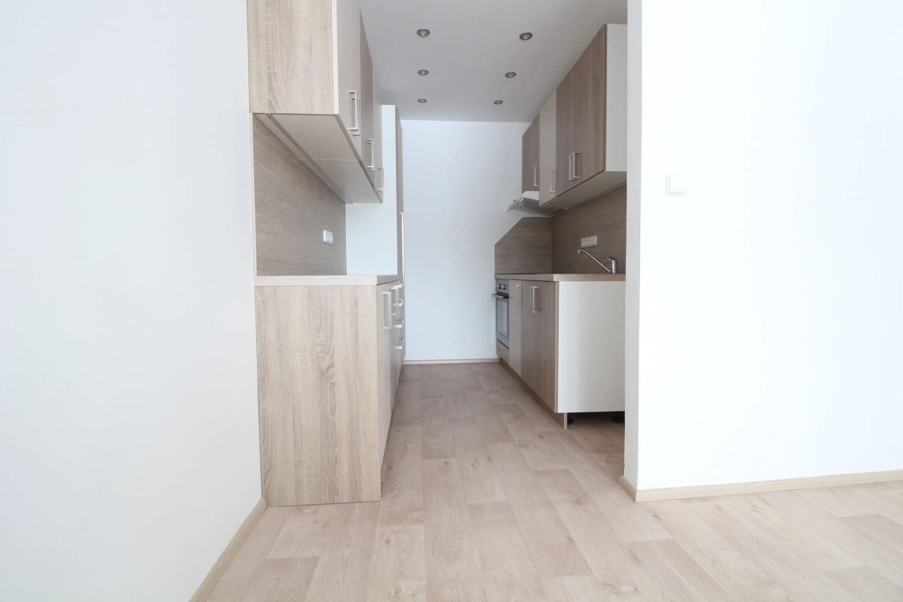 Pronájem bytu 2+kk 45 m², Marie Pujmanové, Říčany, Středočeský kraj Pronájem bytu 2+kk 45 m², Marie Pujmanové, Říčany, Středočeský kraj