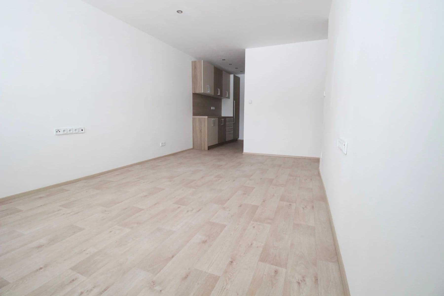 Pronájem bytu 2+kk 45 m², Marie Pujmanové, Říčany, Středočeský kraj Pronájem bytu 2+kk 45 m², Marie Pujmanové, Říčany, Středočeský kraj