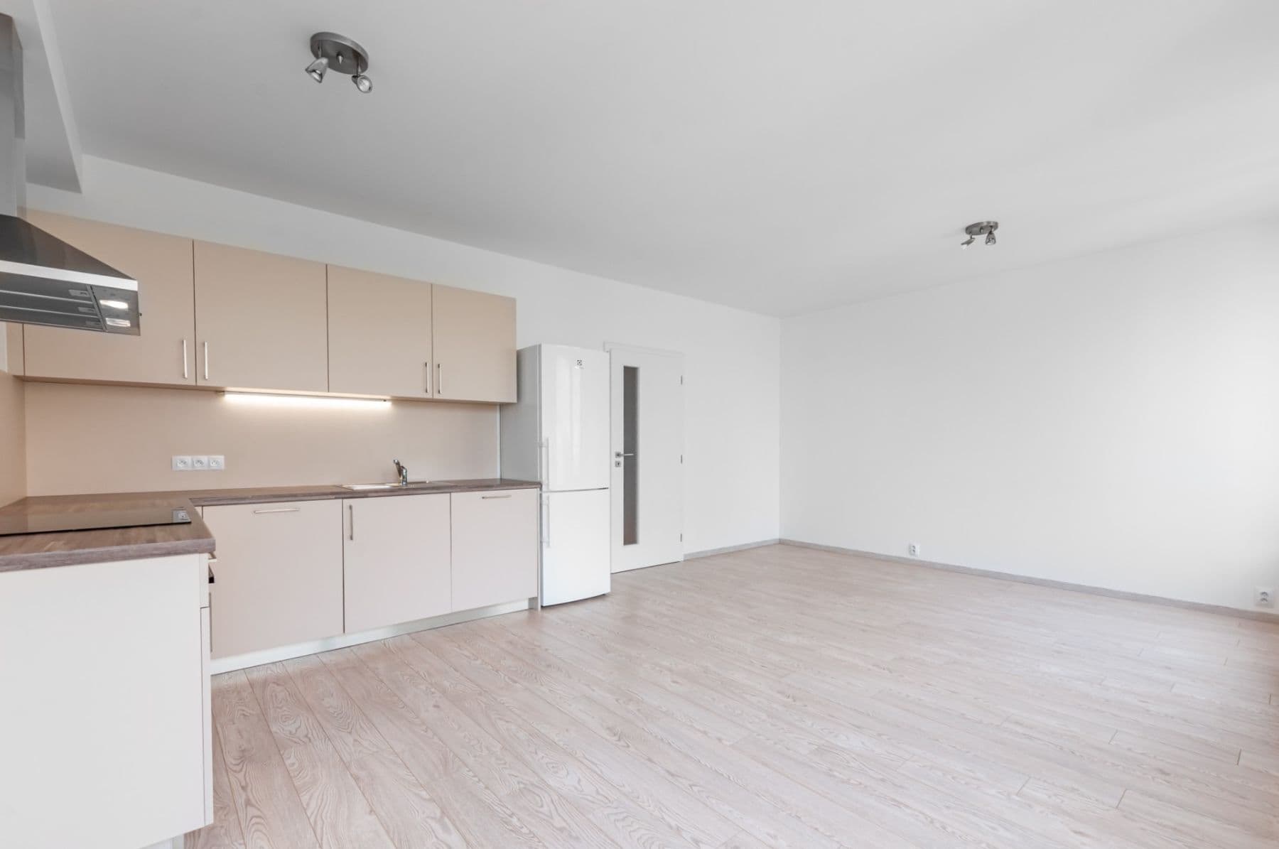 Pronájem bytu 1+kk 38 m², Sokolovská, Praha, Praha Pronájem bytu 1+kk 38 m², Sokolovská, Praha, Praha