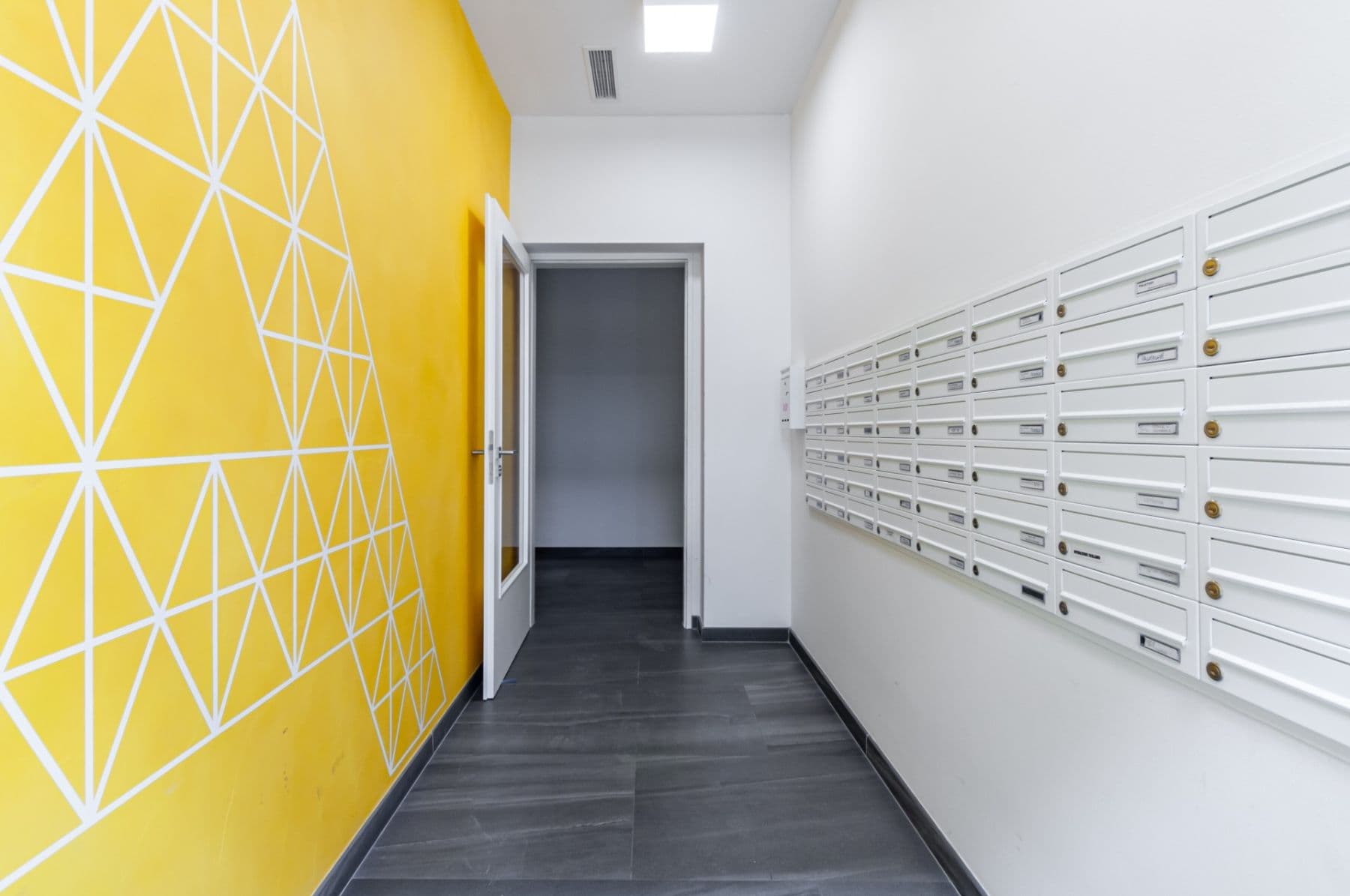 Pronájem bytu 1+kk 38 m², Sokolovská, Praha, Praha Pronájem bytu 1+kk 38 m², Sokolovská, Praha, Praha