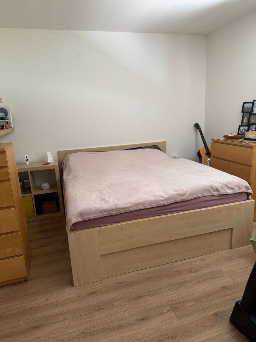 Prodej domu 104 m², pozemek 303 m², Tři Vršky, Králův Dvůr, Středočeský kraj Prodej domu 104 m², pozemek 303 m², Tři Vršky, Králův Dvůr, Středočeský kraj