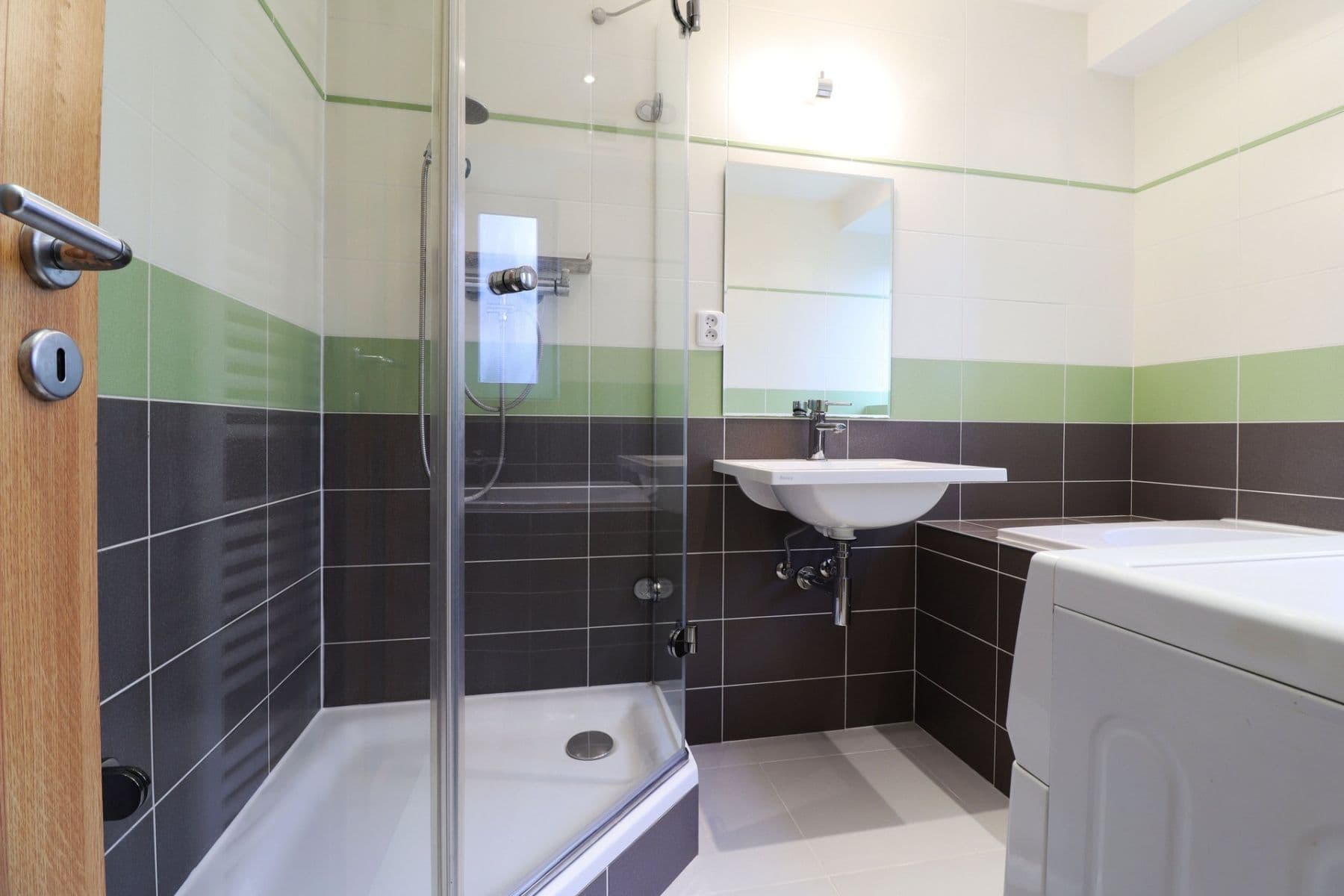 Pronájem bytu 2+kk 51 m², Unhošťská, Kladno, Středočeský kraj Pronájem bytu 2+kk 51 m², Unhošťská, Kladno, Středočeský kraj