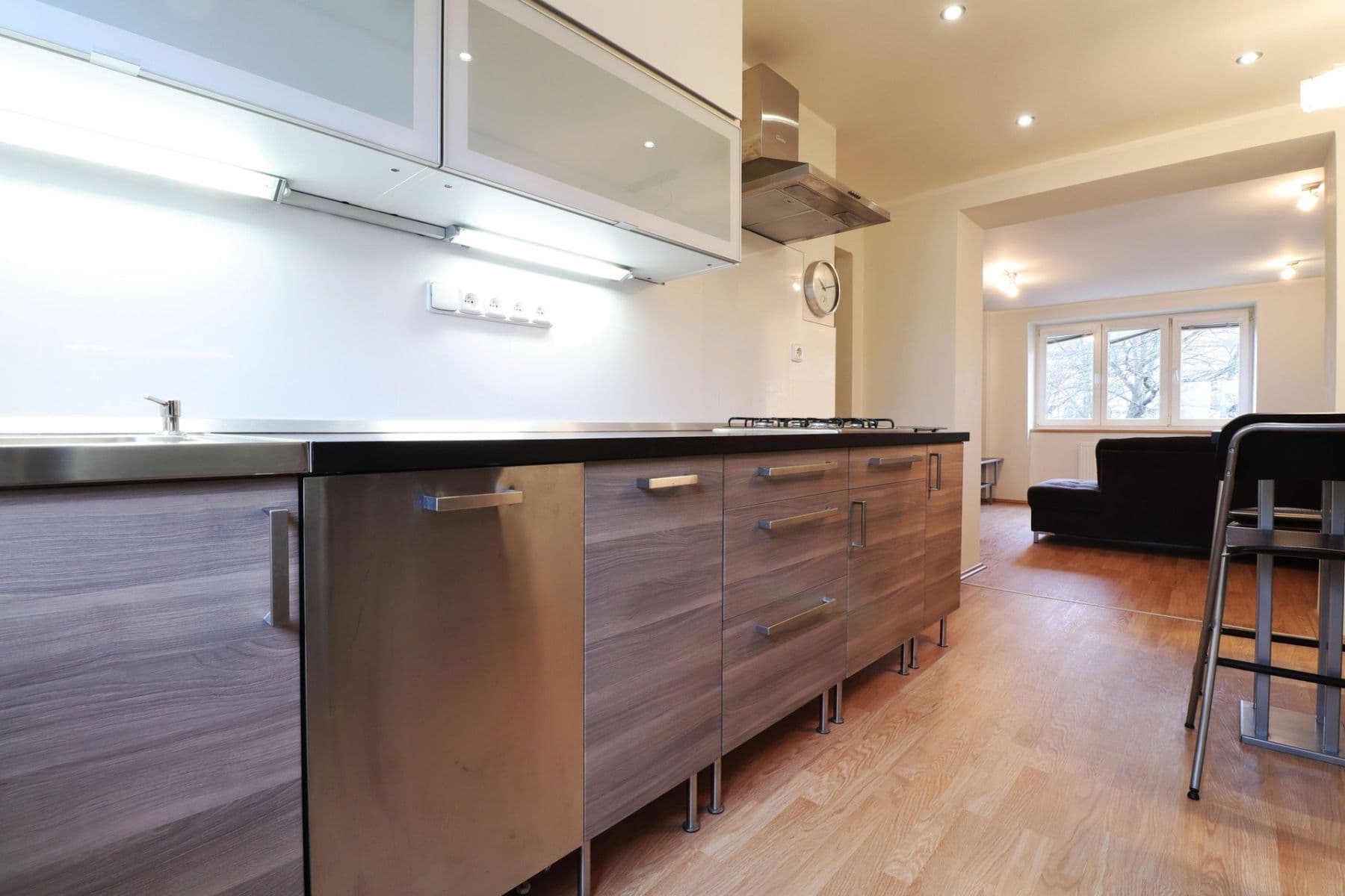 Pronájem bytu 2+kk 51 m², Unhošťská, Kladno, Středočeský kraj Pronájem bytu 2+kk 51 m², Unhošťská, Kladno, Středočeský kraj