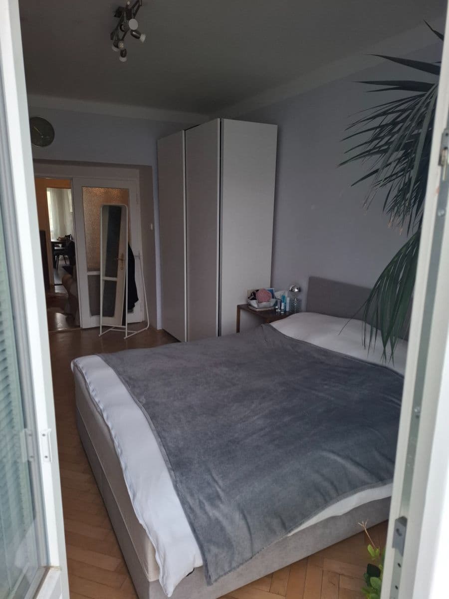 Pronájem bytu 3+1 72 m², Zelenky-Hajského, Praha, Praha Pronájem bytu 3+1 72 m², Zelenky-Hajského, Praha, Praha