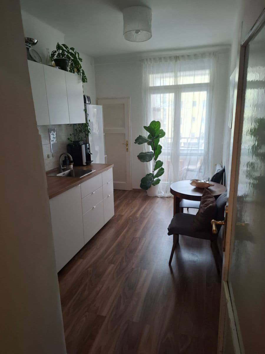Pronájem bytu 3+1 72 m², Zelenky-Hajského, Praha, Praha Pronájem bytu 3+1 72 m², Zelenky-Hajského, Praha, Praha