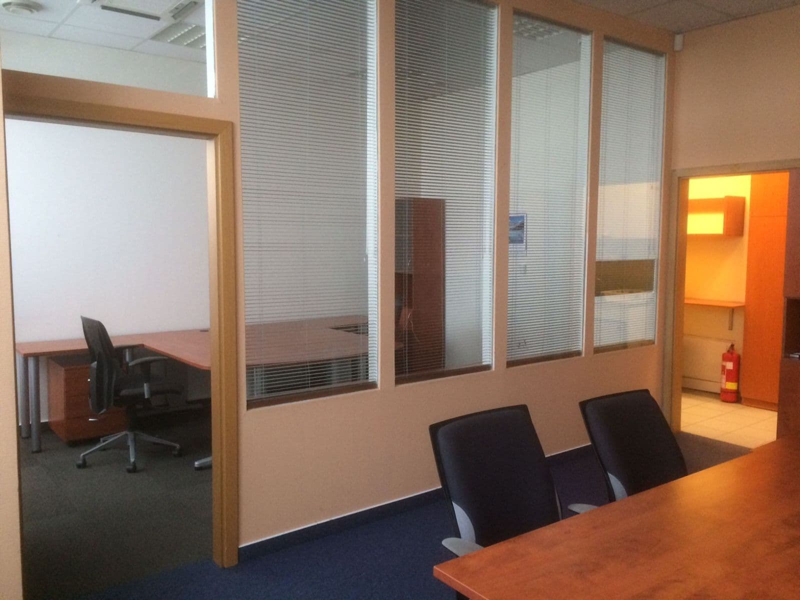 Pronájem kanceláře 48 m², Zadunajská cesta, Petržalka, Bratislavský kraj Pronájem kanceláře 48 m², Zadunajská cesta, Petržalka, Bratislavský kraj