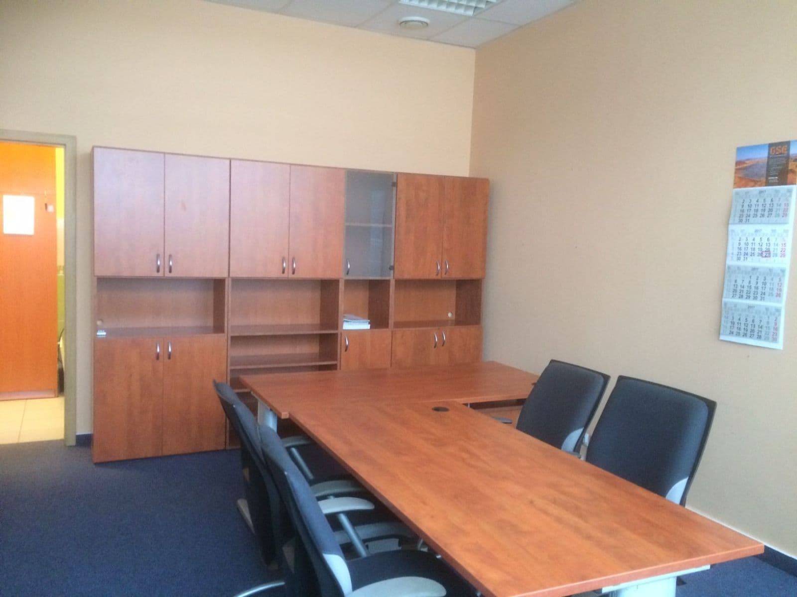 Pronájem kanceláře 48 m², Zadunajská cesta, Petržalka, Bratislavský kraj Pronájem kanceláře 48 m², Zadunajská cesta, Petržalka, Bratislavský kraj