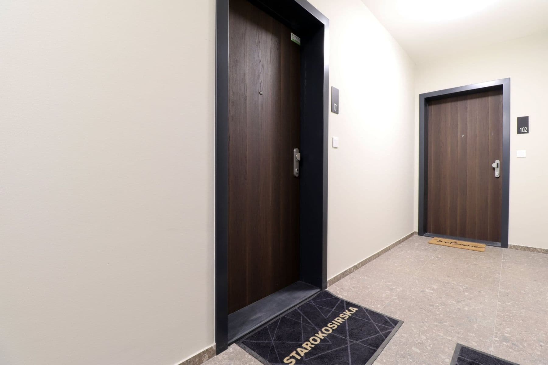 Pronájem bytu 1+kk 38 m², Starokošířská, Praha, Praha Pronájem bytu 1+kk 38 m², Starokošířská, Praha, Praha