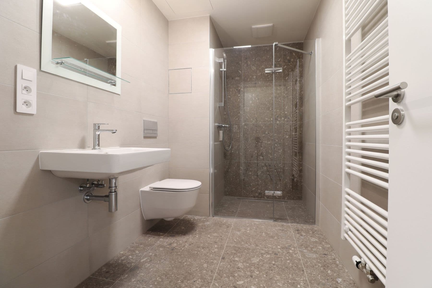 Pronájem bytu 1+kk 38 m², Starokošířská, Praha, Praha Pronájem bytu 1+kk 38 m², Starokošířská, Praha, Praha