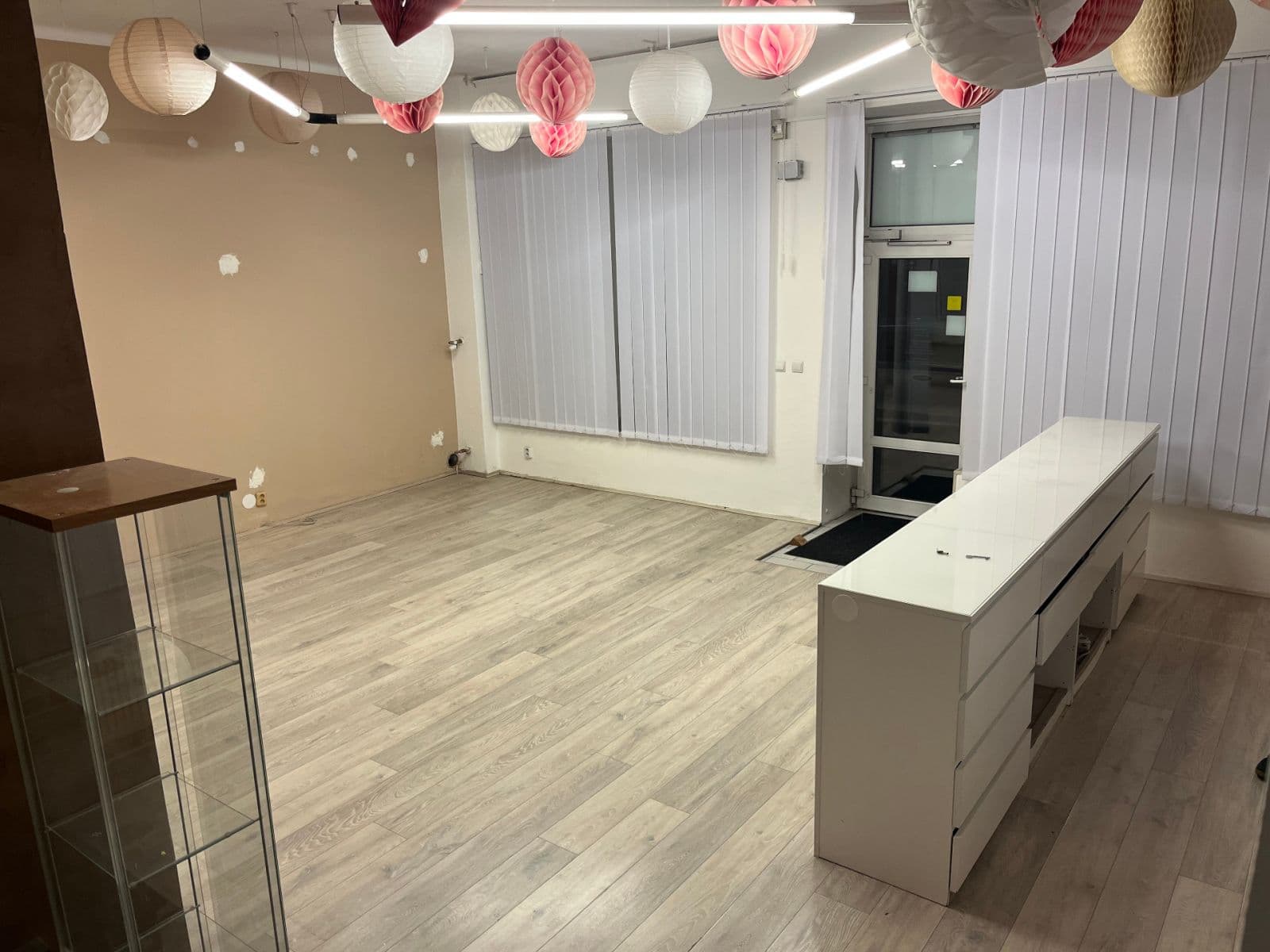 Pronájem nebytového prostoru 73 m², 5. května, Praha, Praha Pronájem nebytového prostoru 73 m², 5. května, Praha, Praha