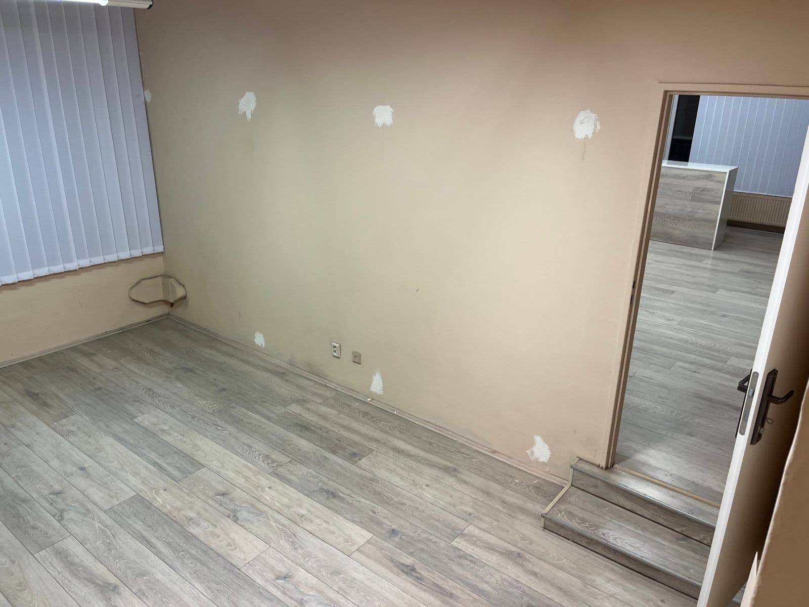 Pronájem nebytového prostoru 73 m², 5. května, Praha, Praha Pronájem nebytového prostoru 73 m², 5. května, Praha, Praha