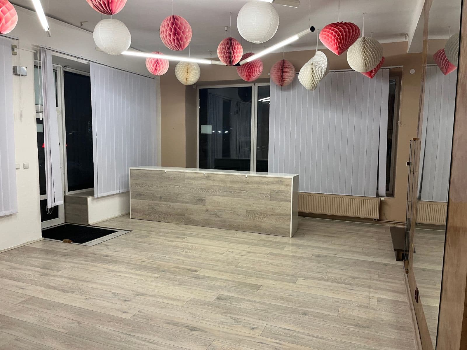 Pronájem nebytového prostoru 73 m², 5. května, Praha, Praha Pronájem nebytového prostoru 73 m², 5. května, Praha, Praha