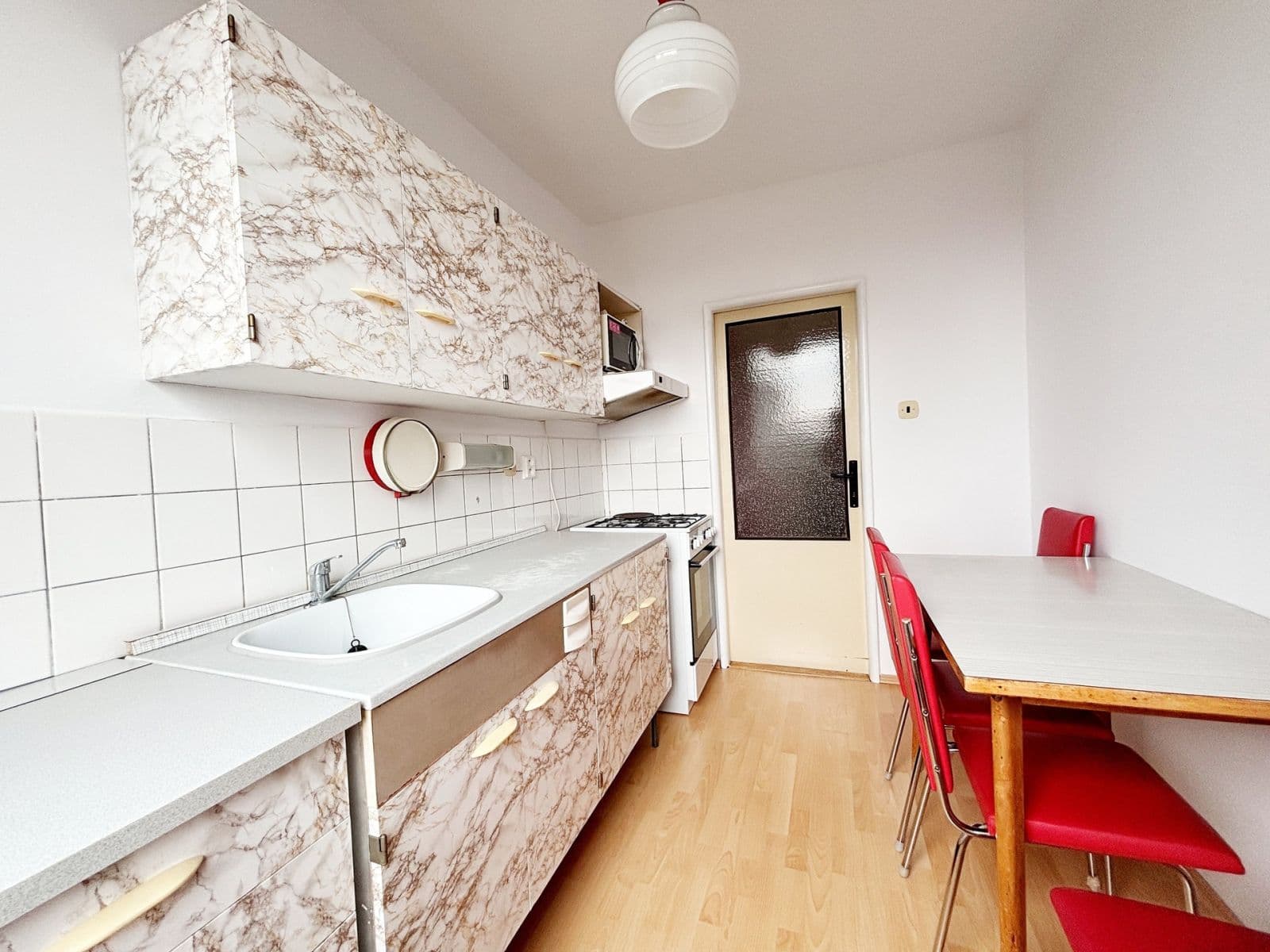 Pronájem bytu 3+1 70 m², Lešenská, Praha, Praha Pronájem bytu 3+1 70 m², Lešenská, Praha, Praha