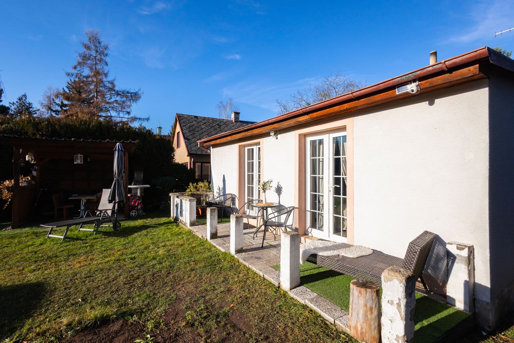 Prodej domu 69 m², pozemek 398 m², Čibuzská, Praha, Praha Prodej domu 69 m², pozemek 398 m², Čibuzská, Praha, Praha