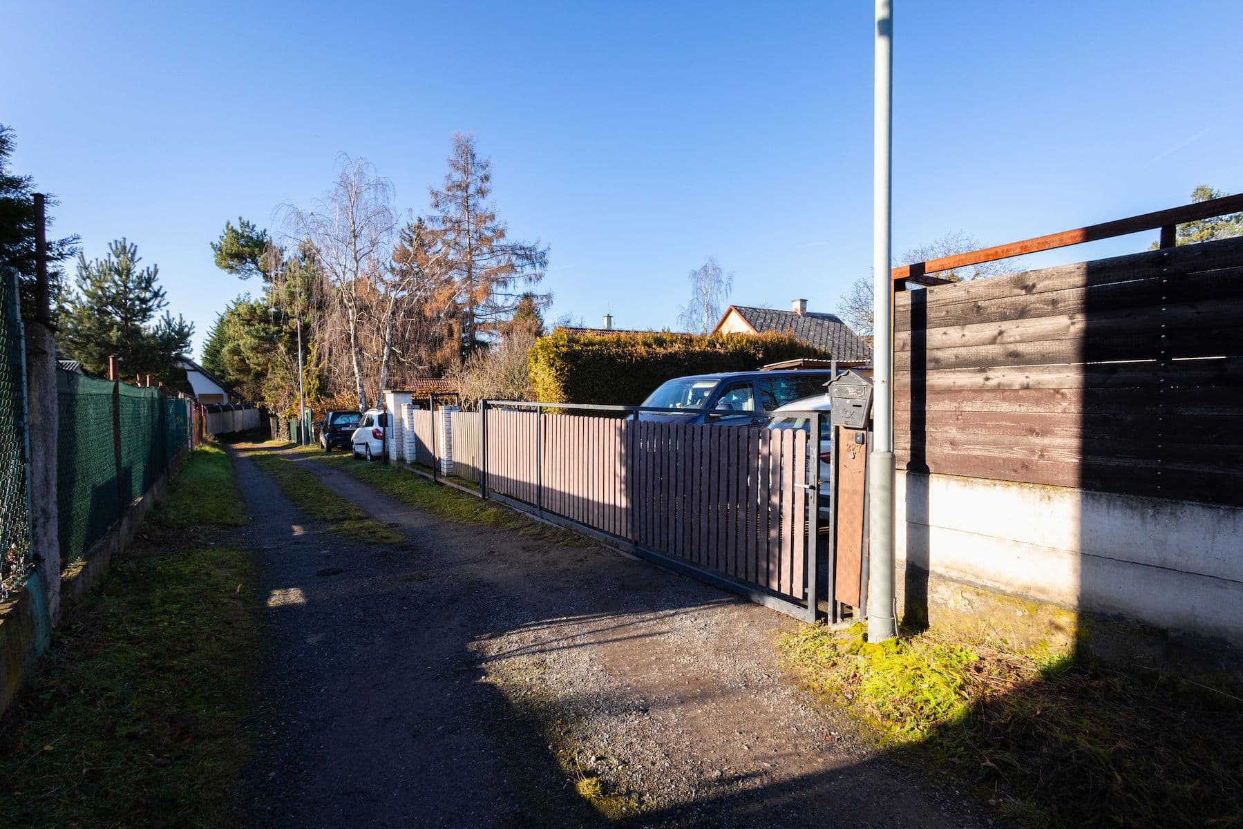 Prodej domu 69 m², pozemek 398 m², Čibuzská, Praha, Praha Prodej domu 69 m², pozemek 398 m², Čibuzská, Praha, Praha