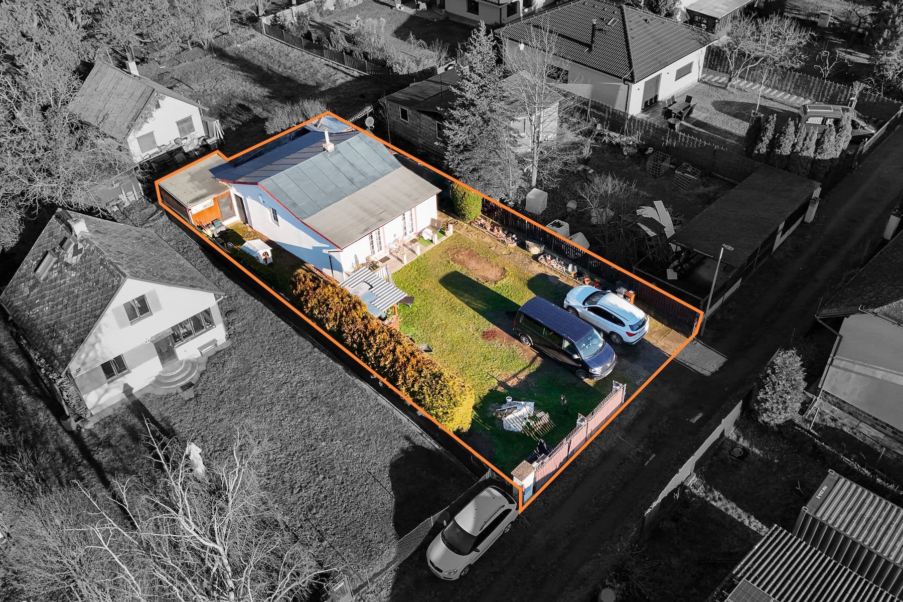 Prodej domu 69 m², pozemek 398 m², Čibuzská, Praha, Praha Prodej domu 69 m², pozemek 398 m², Čibuzská, Praha, Praha