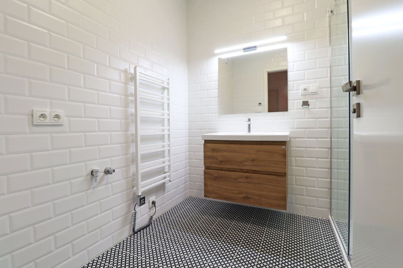 Pronájem bytu 2+kk 75 m², Křižíkova, Praha, Praha Pronájem bytu 2+kk 75 m², Křižíkova, Praha, Praha