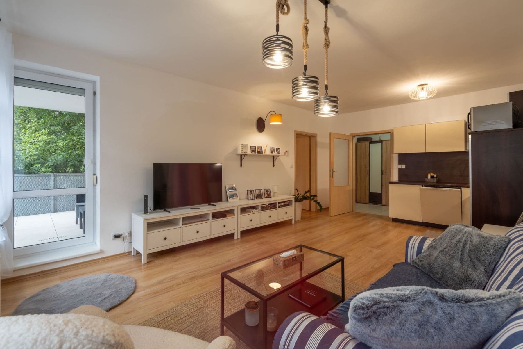 Pronájem bytu 2+kk 77 m², Zelinova, Zlín, Zlínský kraj Pronájem bytu 2+kk 77 m², Zelinova, Zlín, Zlínský kraj