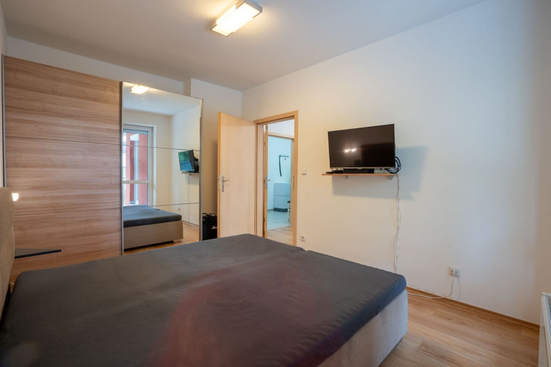 Pronájem bytu 2+kk 77 m², Zelinova, Zlín, Zlínský kraj Pronájem bytu 2+kk 77 m², Zelinova, Zlín, Zlínský kraj