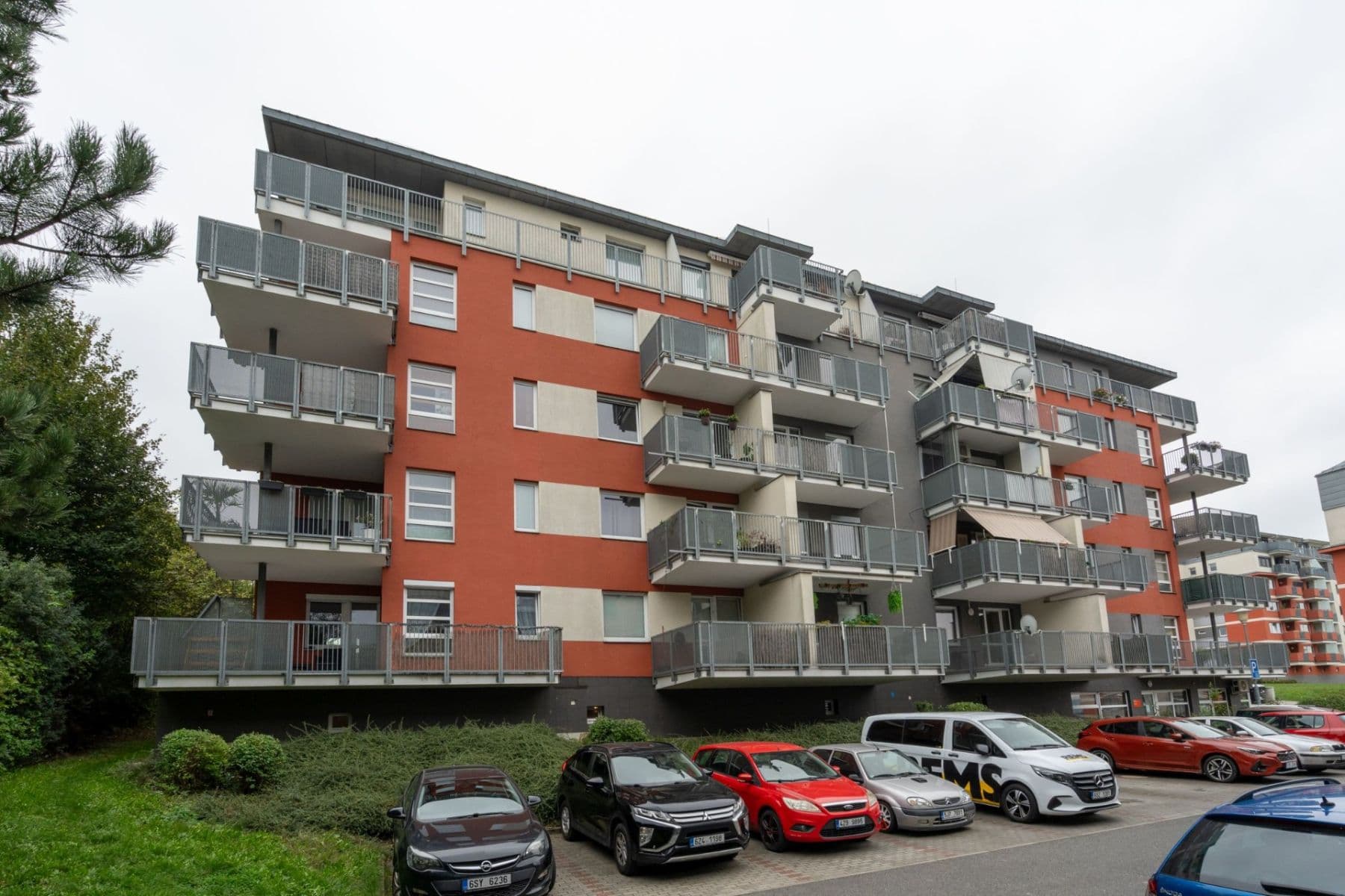 Pronájem bytu 2+kk 77 m², Zelinova, Zlín, Zlínský kraj Pronájem bytu 2+kk 77 m², Zelinova, Zlín, Zlínský kraj