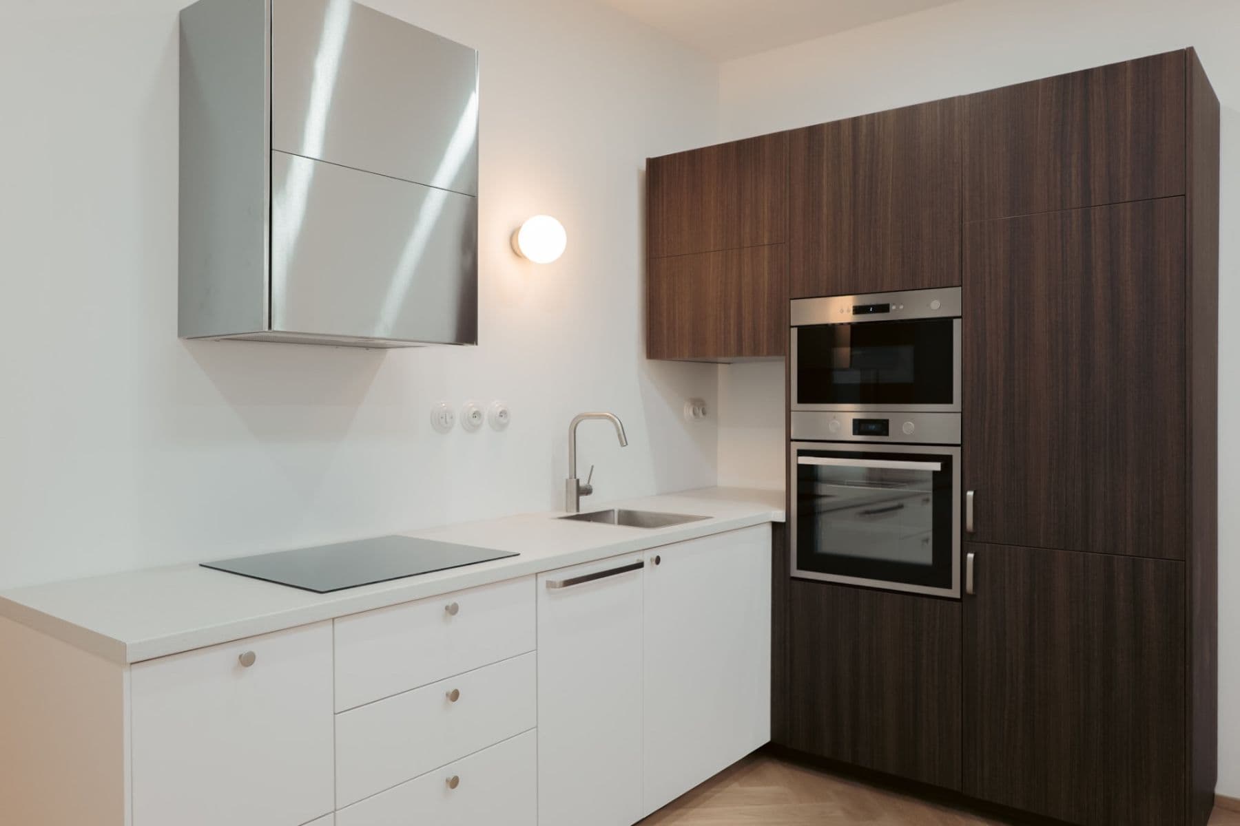 Pronájem bytu 2+kk 55 m², U Vodárny, Praha, Praha Pronájem bytu 2+kk 55 m², U Vodárny, Praha, Praha