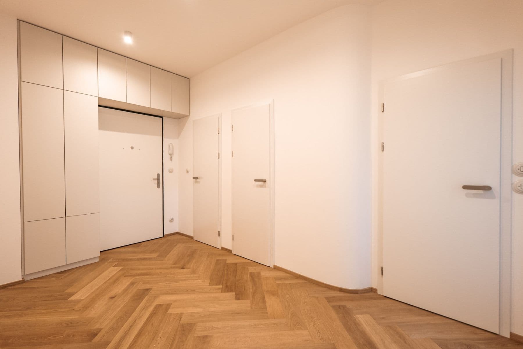 Pronájem bytu 2+kk 55 m², U Vodárny, Praha, Praha Pronájem bytu 2+kk 55 m², U Vodárny, Praha, Praha