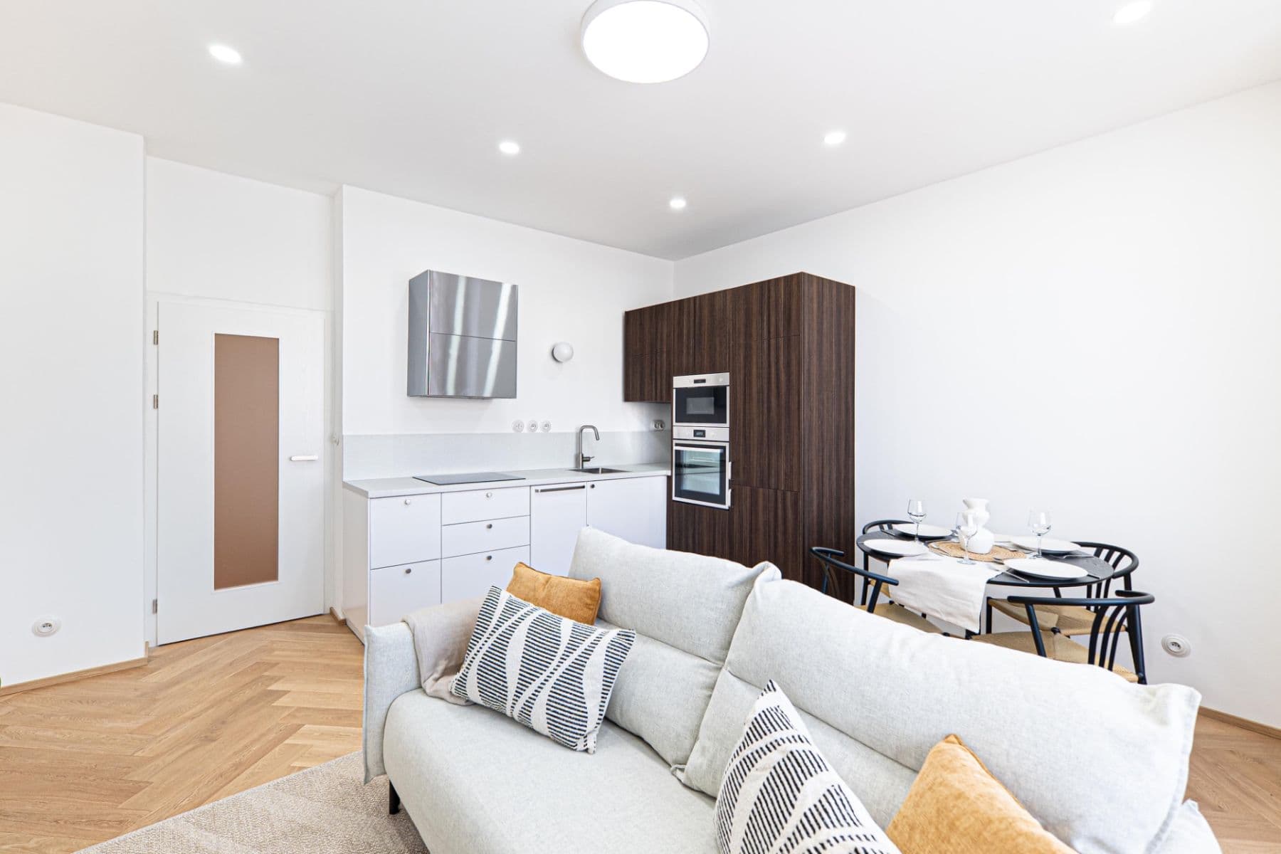 Pronájem bytu 2+kk 55 m², U Vodárny, Praha, Praha Pronájem bytu 2+kk 55 m², U Vodárny, Praha, Praha