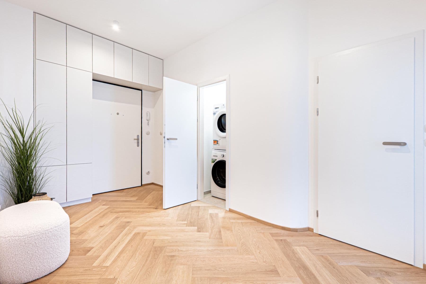 Pronájem bytu 2+kk 55 m², U Vodárny, Praha, Praha Pronájem bytu 2+kk 55 m², U Vodárny, Praha, Praha